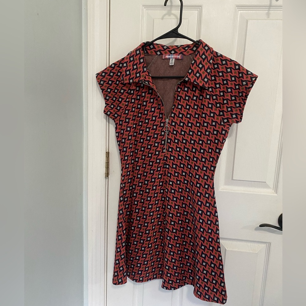 Stylish Geometric Patterned Dress